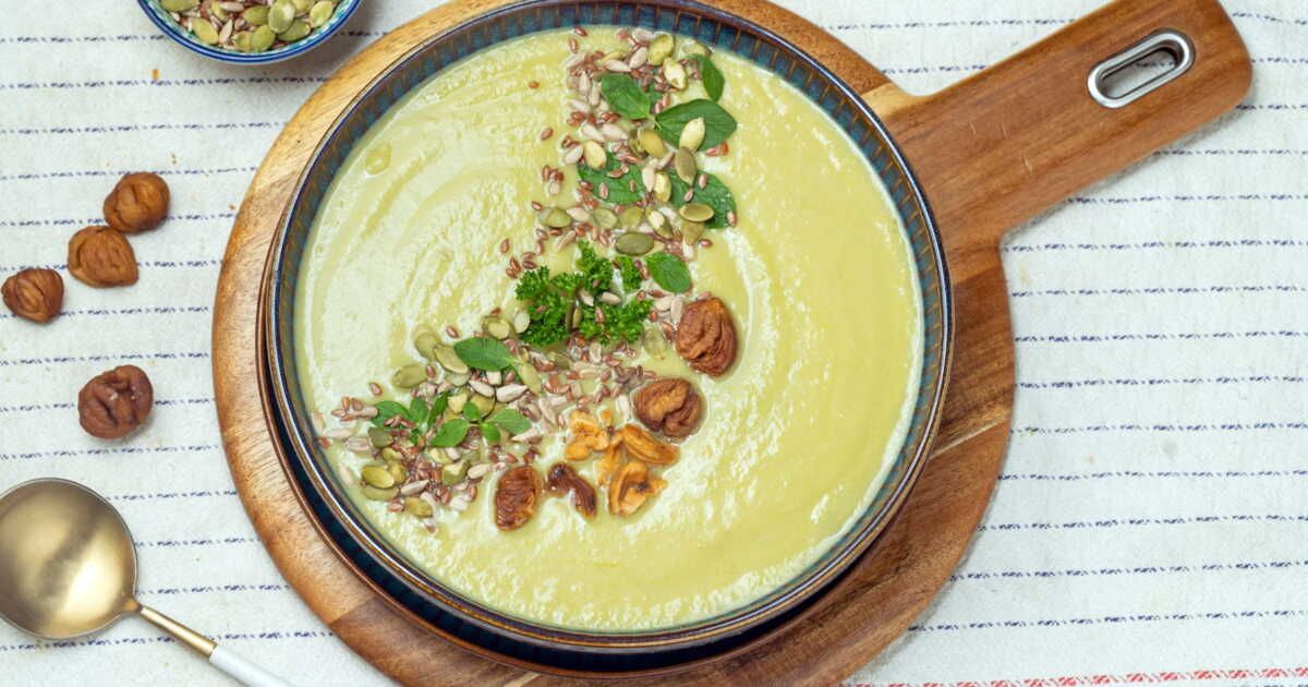 Une délicieuse soupe de poireaux et pommes de terre pour combattre le froid