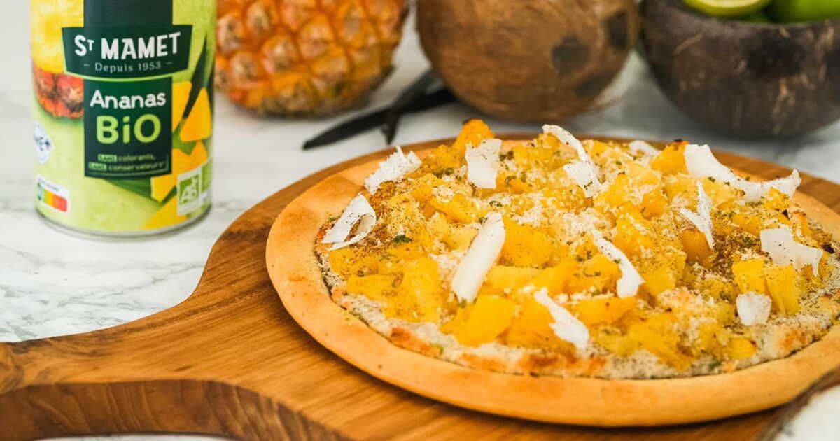 La recette estivale de la pizza ananas et noix de coco