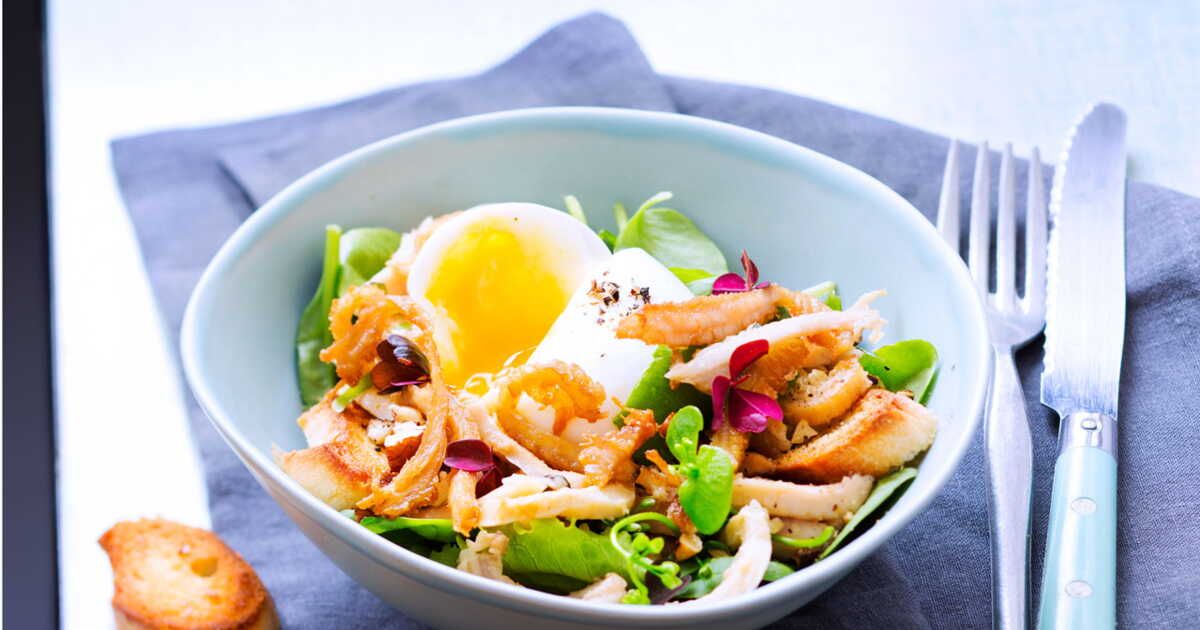 Découvrez la croquante salade au gras-double pour une expérience gustative inédite