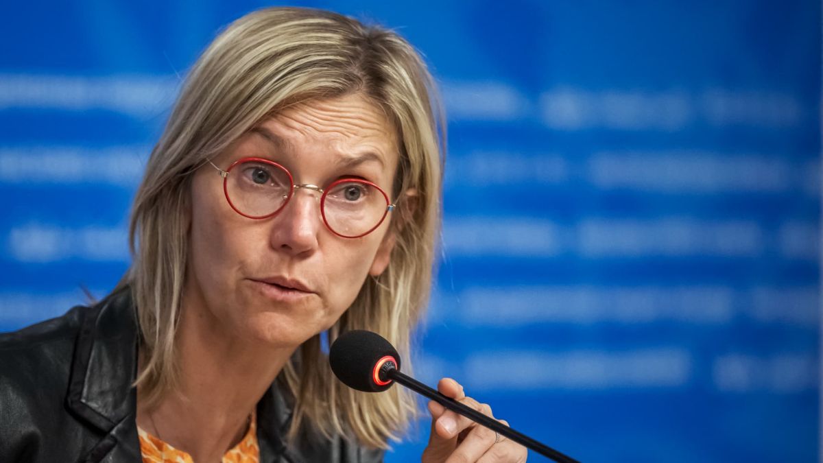 Agnès Pannier-Runacher critique Édouard Philippe sur ses positions budgétaires