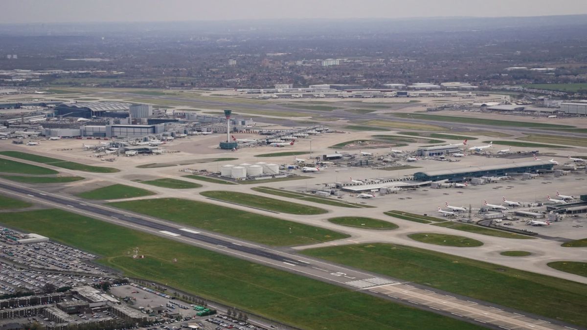 Bagarre au parking d'Heathrow : des blessés et un accès perturbé