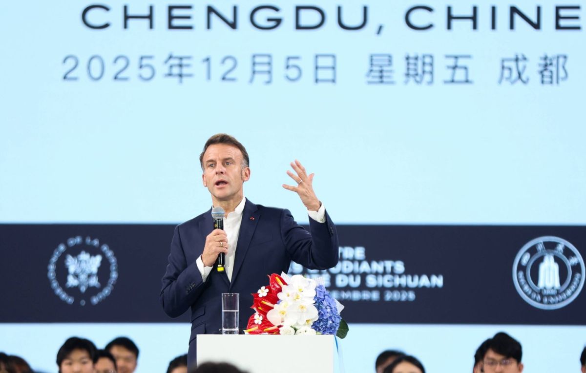 Macron met la pression sur Pékin avec des menaces de droits de douane