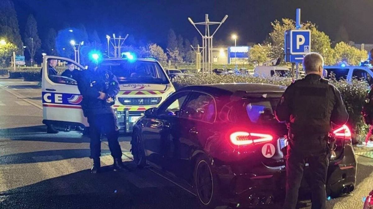 Les forces de l'ordre contrecarrent des rassemblements de voitures sauvages à Nantes