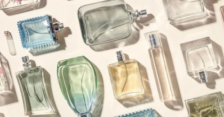 Des parfums moins chers : attention aux copies douteuses