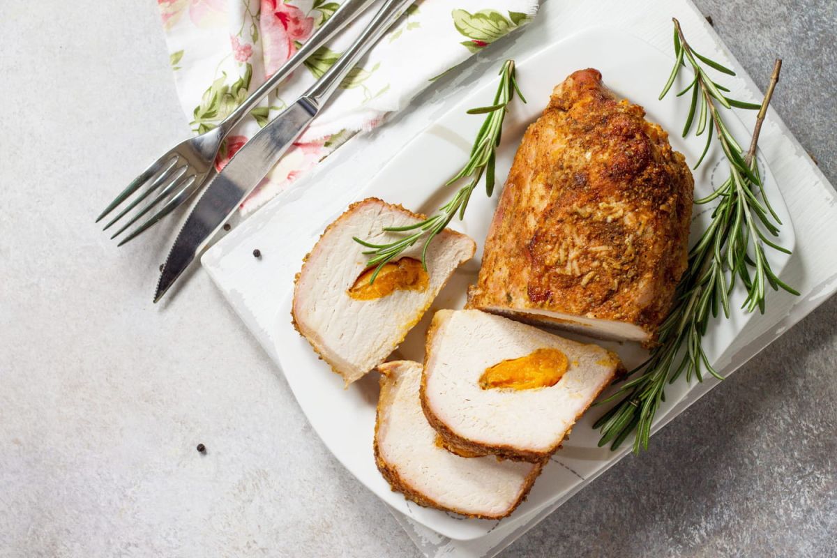 La volaille farcie aux marrons et à la clémentine de Cyril Lignac : une recette festive à découvrir