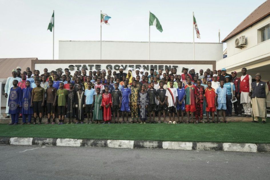 Des lycéens rescapés d'un enlèvement au Nigeria retrouvent la liberté