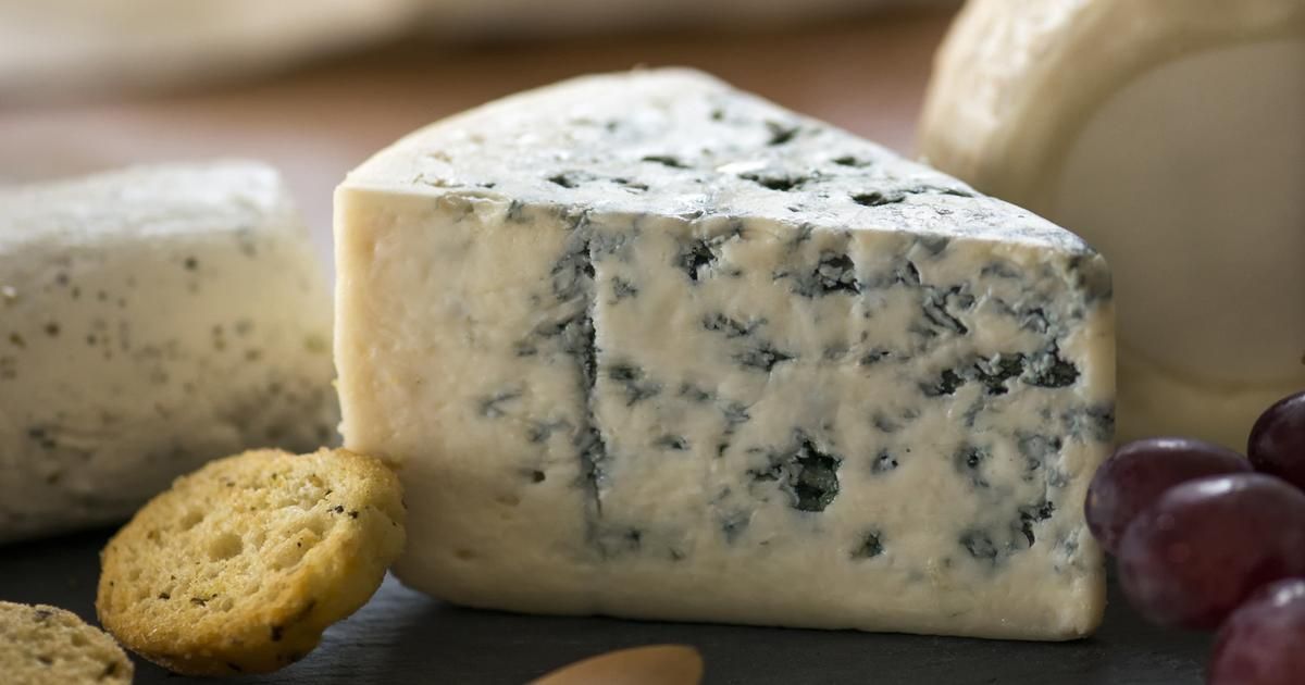Roquefort et bleu : comment les distinguer pour une dégustation réussie