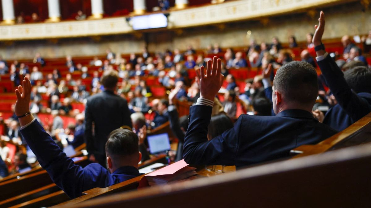 L'Assemblée nationale gèle les retraites des anciens députés pour 2026