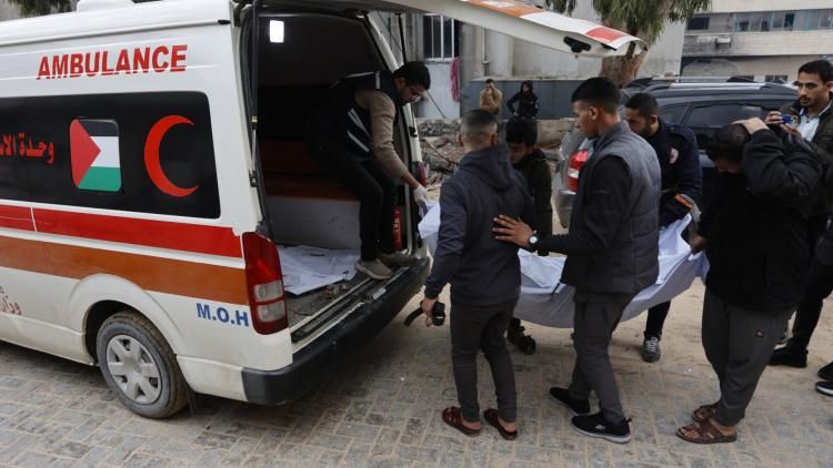 Israël frappe Gaza : un leader du Hamas parmi les victimes