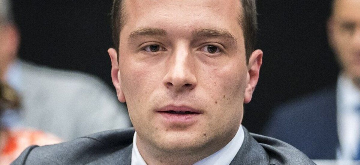 Jordan Bardella s'abstient sur l'IVG : un vote controversé au Parlement européen