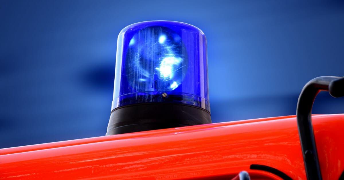 Accident spectaculaire à L'Isle-sur-la-Sorgue : un camion contre un mur