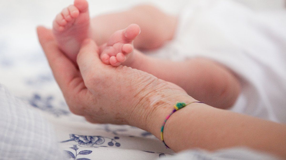 Nouveau congé de naissance : des avantages inédits pour les parents dès 2026