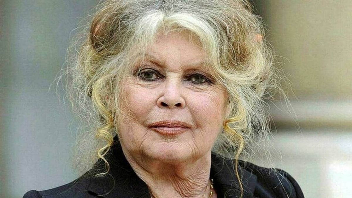 Brigitte Bardot fustige le ministre Le Foll sur la protection animale