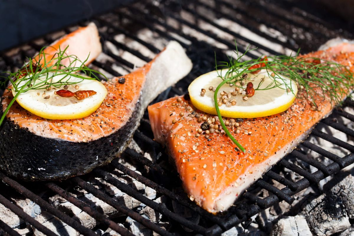 La cuisson parfaite du saumon au barbecue : découvrez le secret