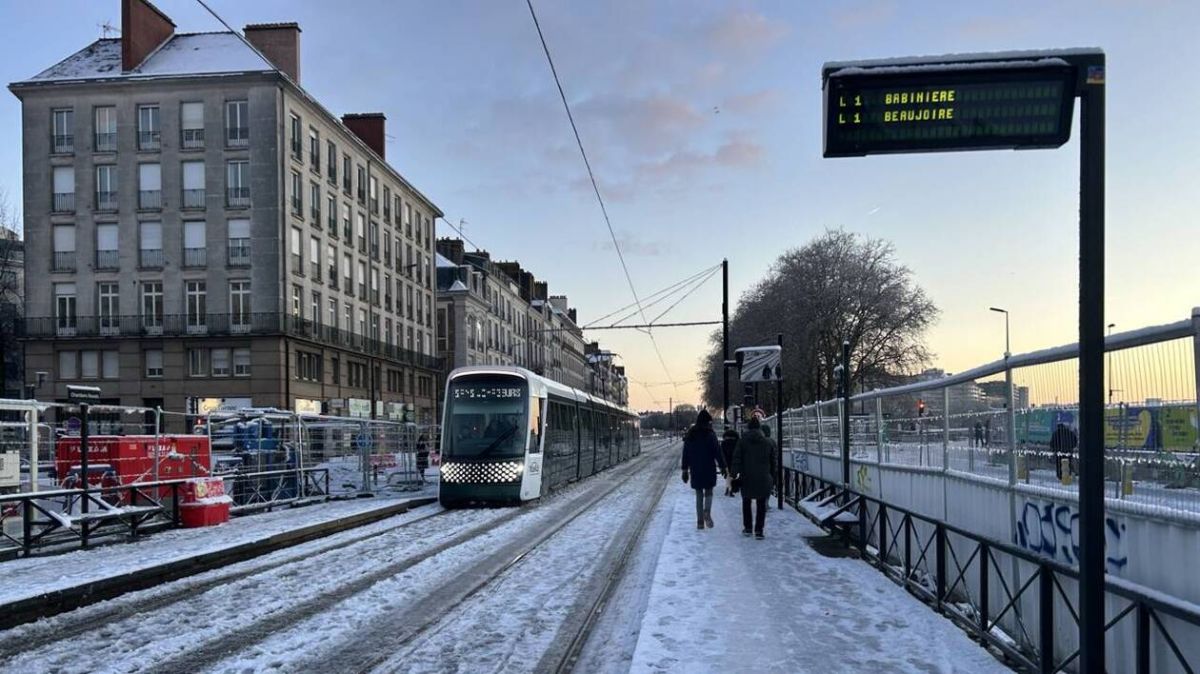 Nantes face à la neige : le retour progressif des tramways et bus