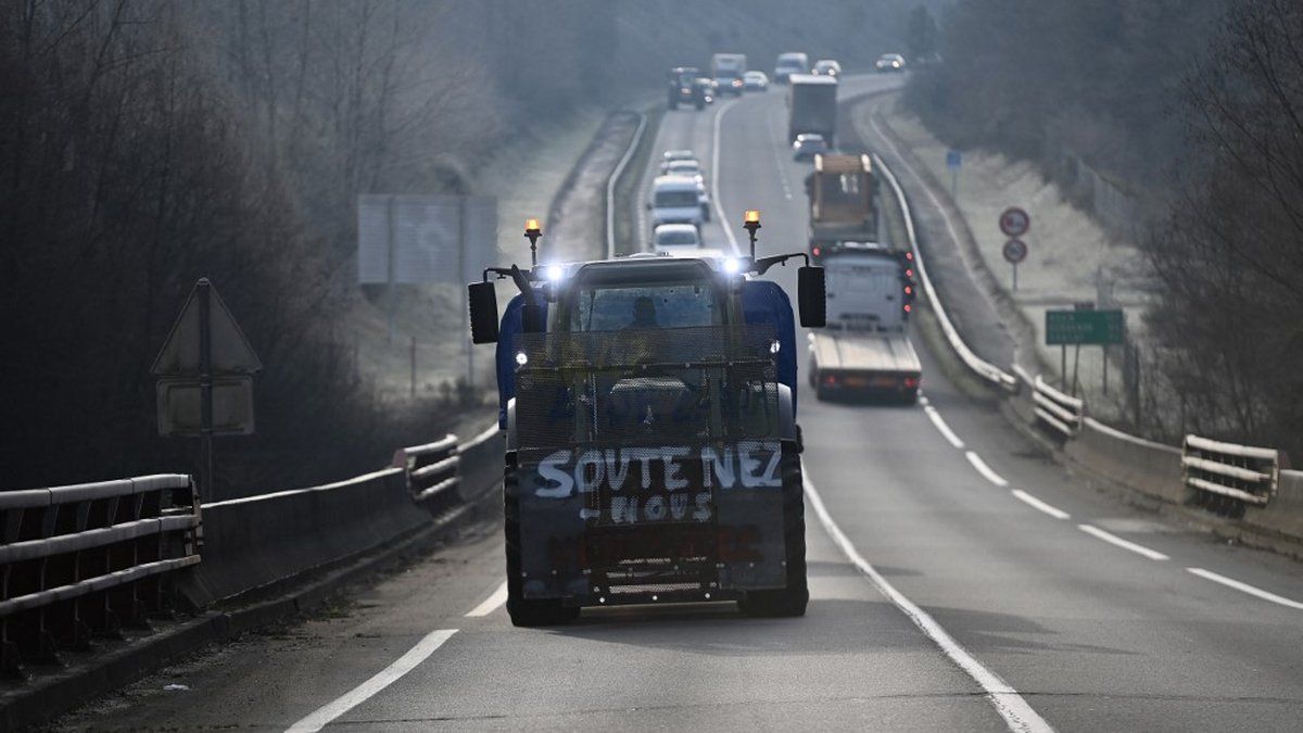 La colère des agriculteurs s'intensifie : Paris au cœur de la tempête