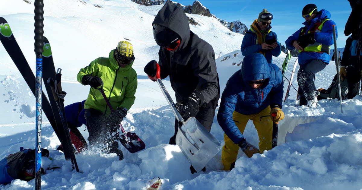 L'indispensable DVA : la clé de la sécurité en montagne