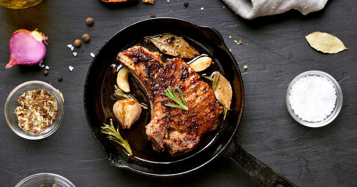 Le plat réconfortant de mamie : côtes de veau à la crème normande