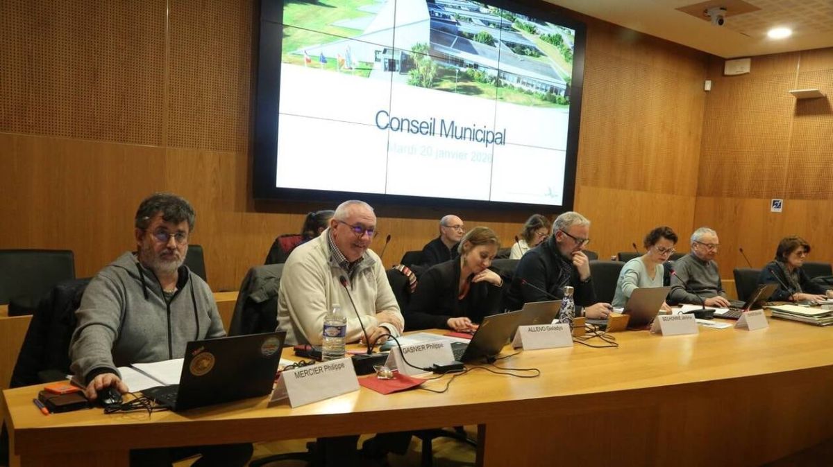 Budget municipal : des tensions au conseil de La Hague