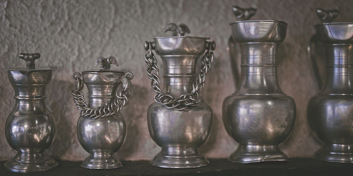 Redonnez vie à votre étain : 8 astuces incontournables