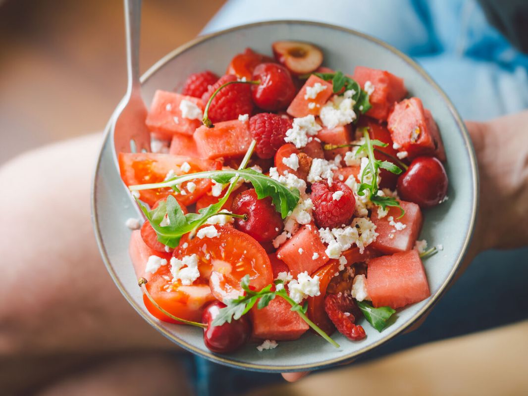 Découvrez 9 recettes sucrées-salées à savourer cet été