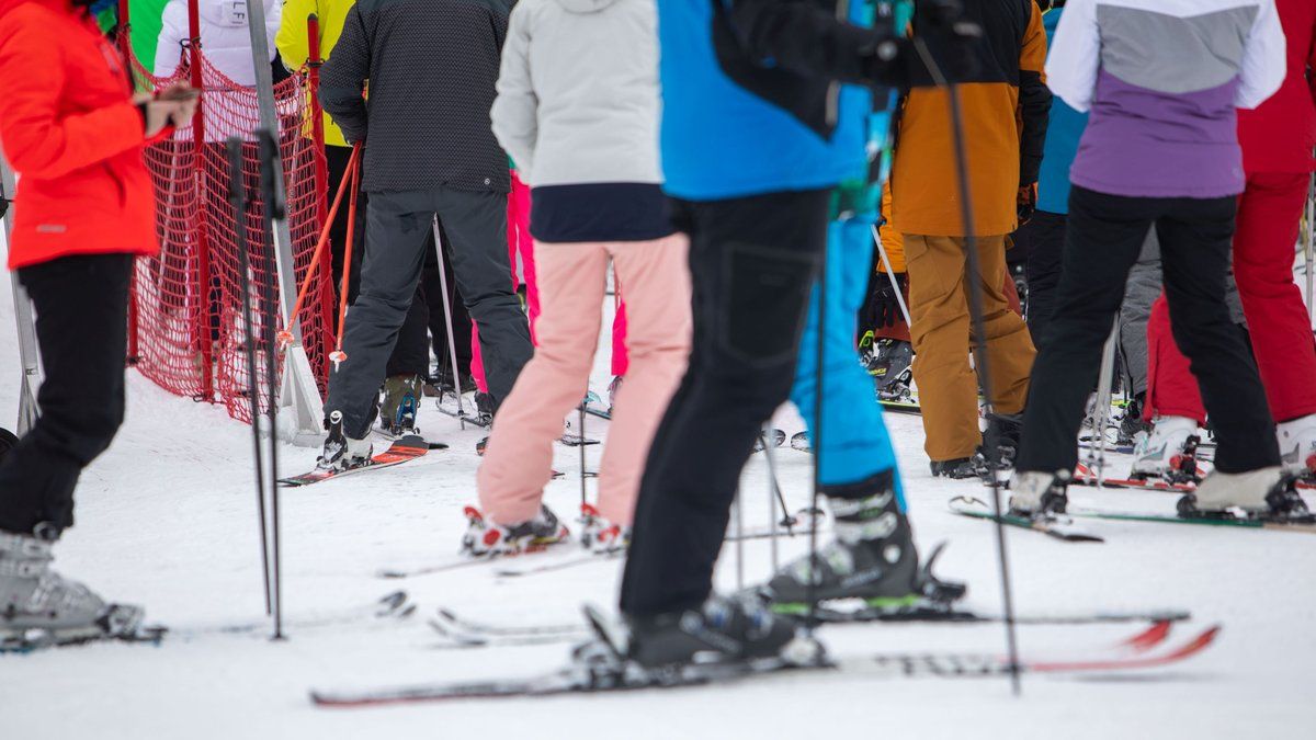 Un enseignant renvoyé après avoir acheté de l'alcool pour des collégiens lors d'un camp de ski