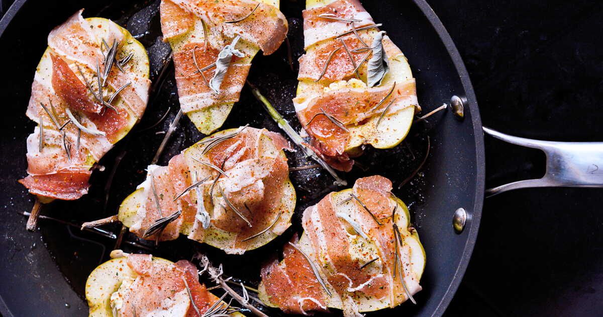 Éblouissez vos invités avec des poires farcies au camembert croquant