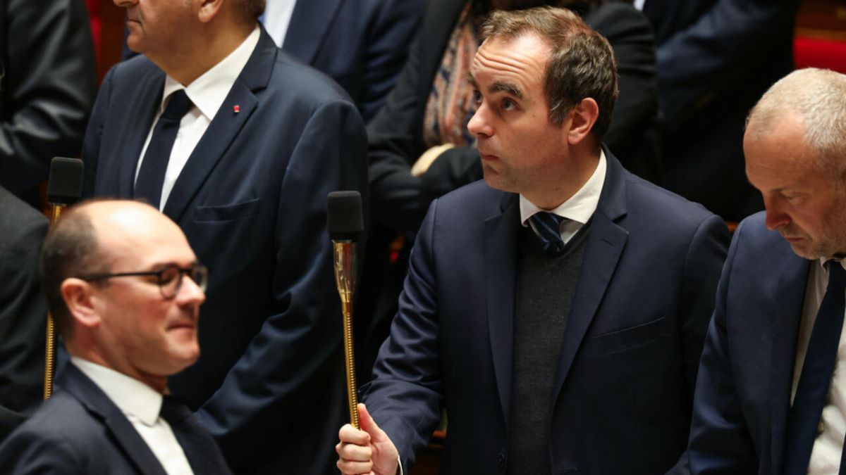 Lecornu dénonce le désordre politique des motions de censure sur l'énergie