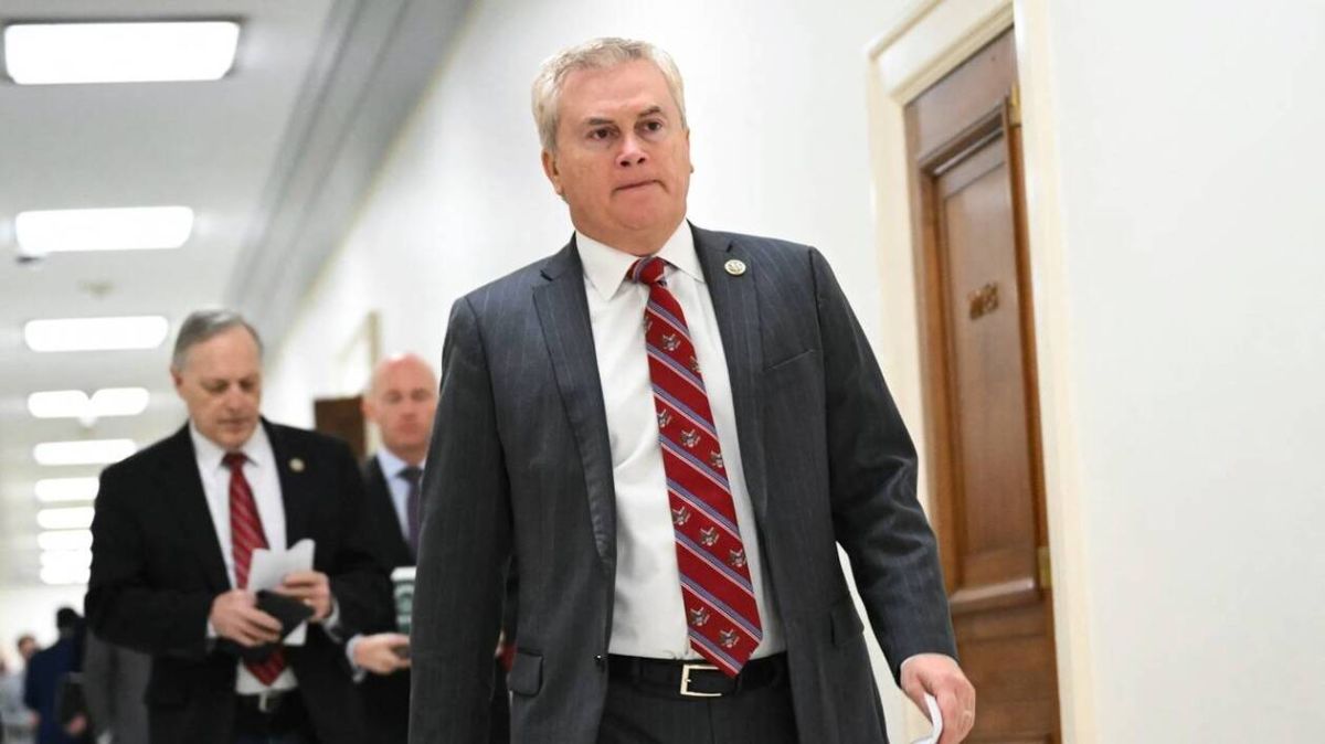 Les Clinton face aux doutes : l'enquête Epstein suscite des interrogations