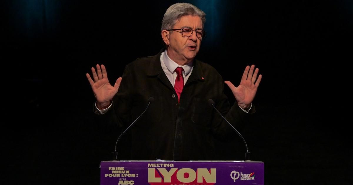 Mélenchon s'en prend aux médias : un discours sans filtre à Lyon