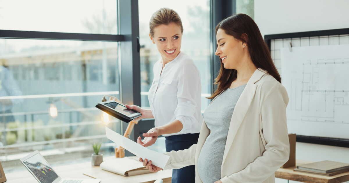 Congé maternité : vos clés pour négocier une augmentation avec succès