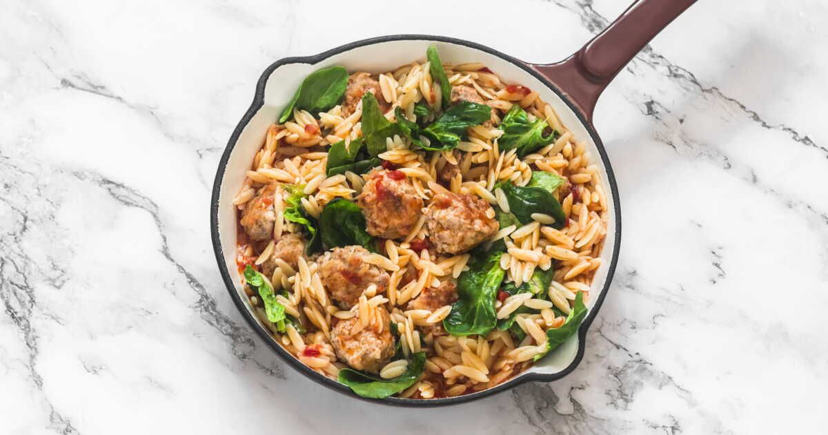 Une recette réconfortante : orzotto crémeux au poulet et tomates séchées