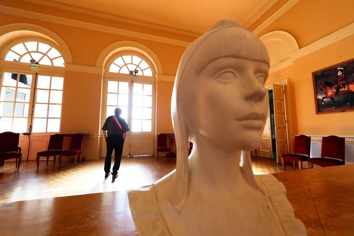 Les véritables pouvoirs des maires : entre responsabilité et secret