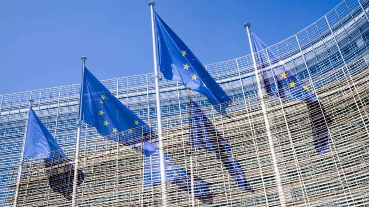 la hongrie au cœur d'un scandale de fuites de données vers la russie