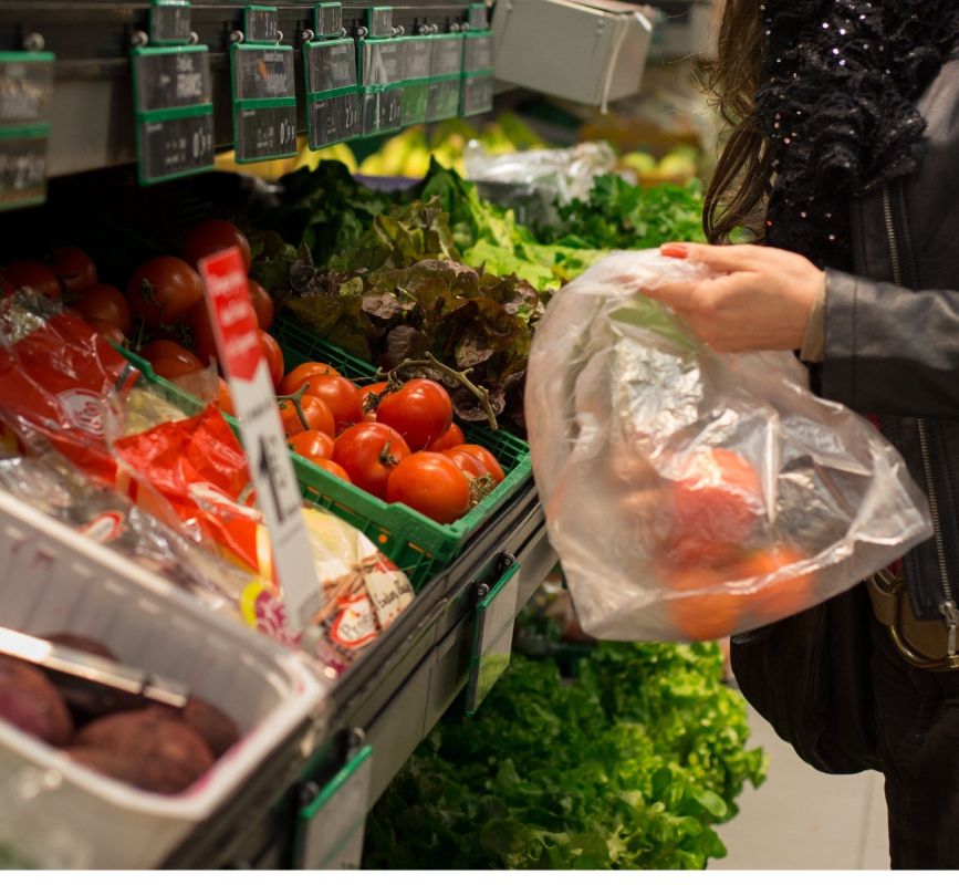 Laver les fruits et légumes : une méthode efficace contre les pesticides ?