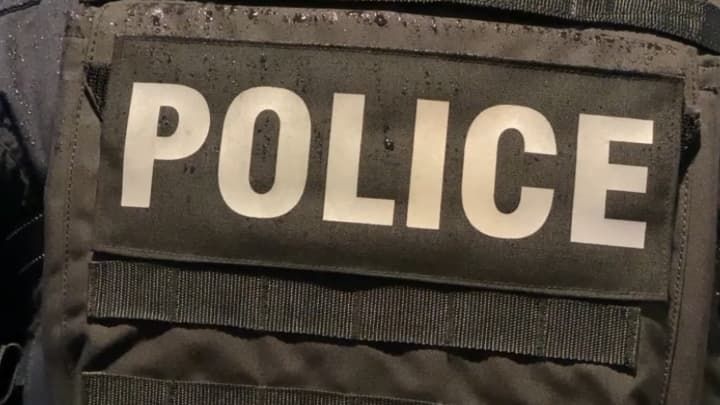 Une fusillade meurtrière à Vaulx-en-Velin : les policiers s'interrogent sur un contexte inquiétant