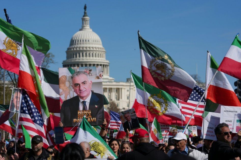 Mobilisation mémorable à Washington pour soutenir Reza Pahlavi