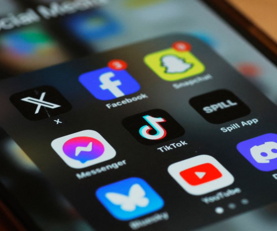 Le Sénat face à l'interdiction des réseaux sociaux pour les mineurs : une réponse nuancée