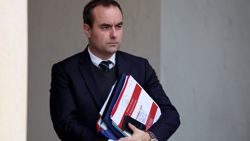 Lecornu propose de rediriger les surplus fiscaux vers la décarbonation de l'économie