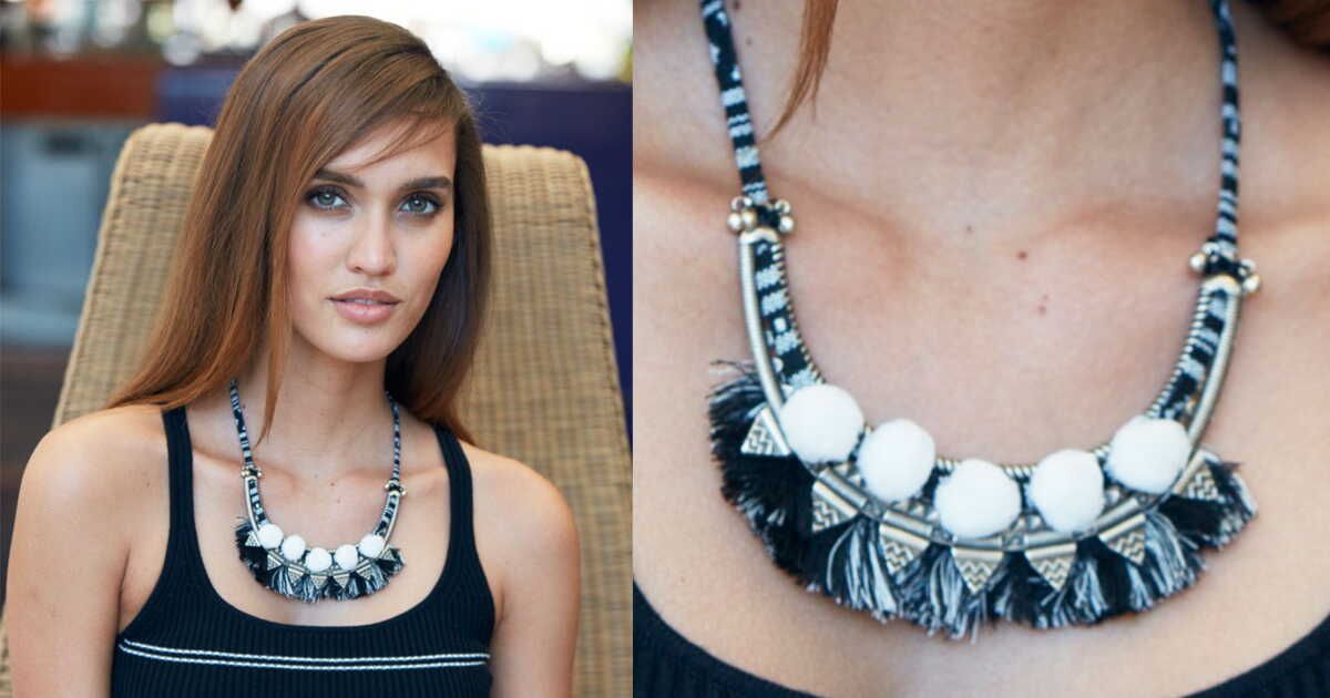 Le collier à pompons : une touche bohème pour vos tenues