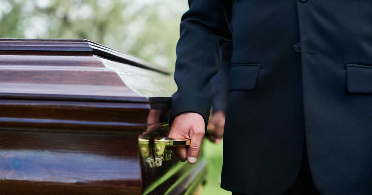 Quand la mairie prend en charge les frais d'obsèques : deux situations à connaître