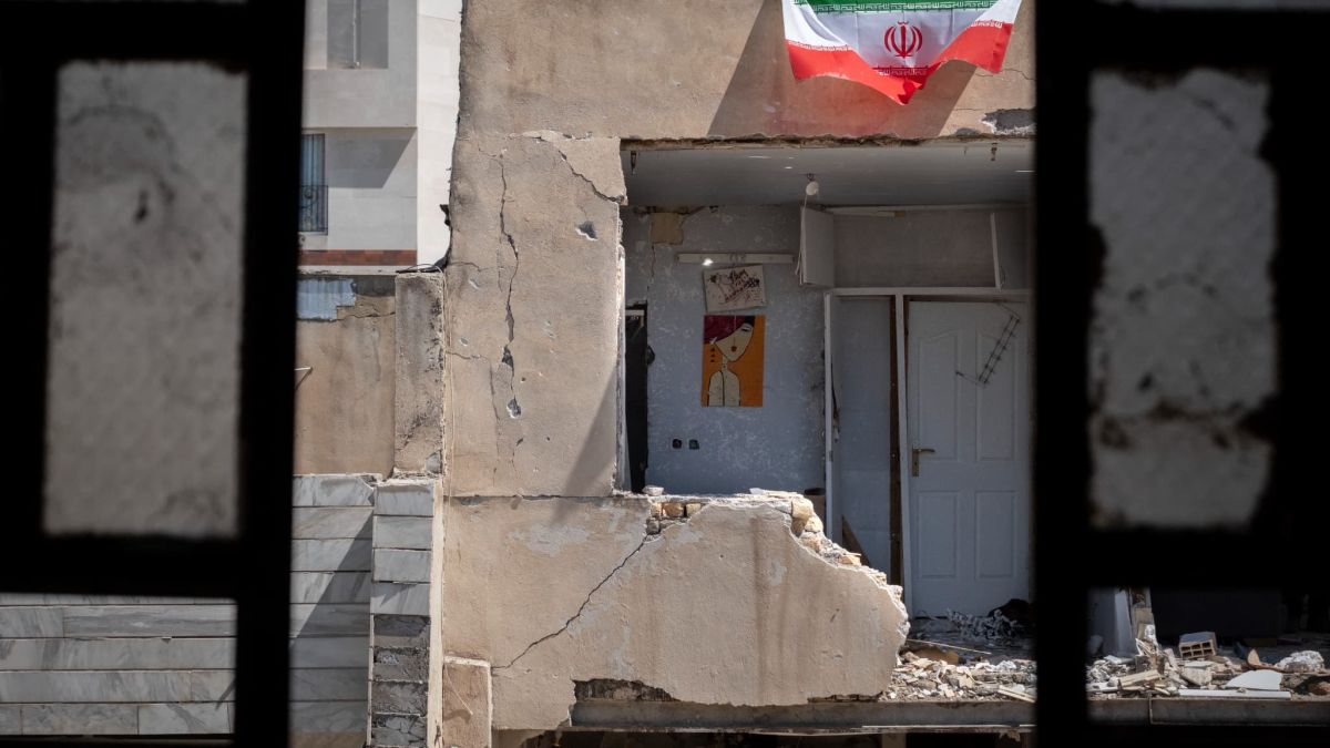 La mort du chef des renseignements iraniens dans une attaque ciblée : tensions croissantes