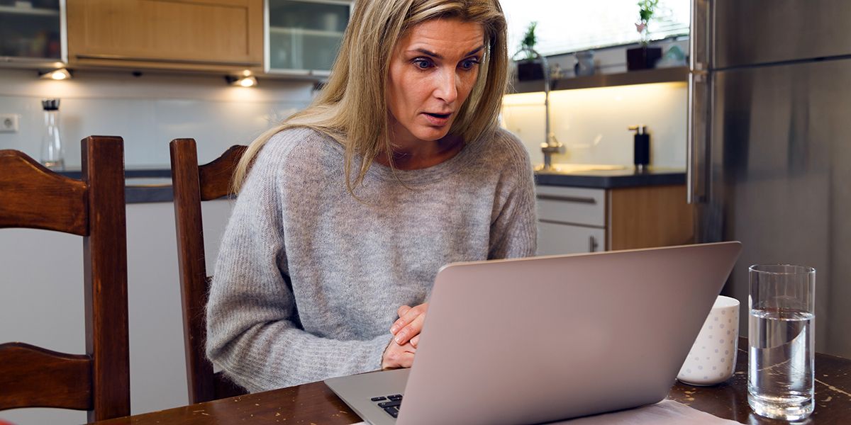 Les risques insoupçonnés du prêt relais : ce qu'il faut savoir