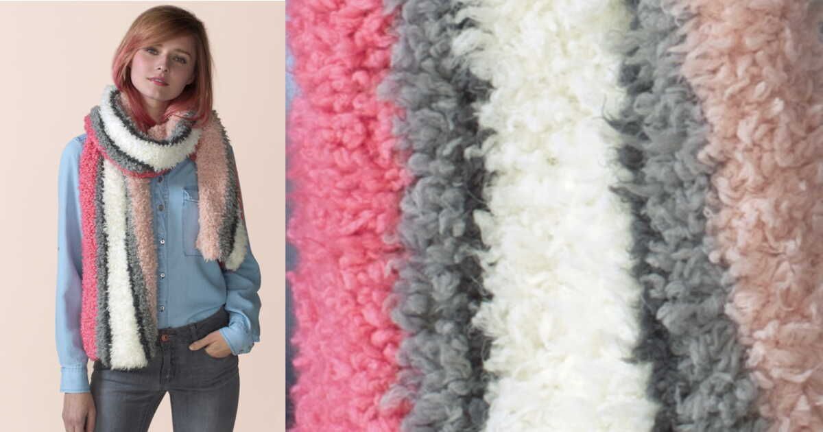 L'élégance douce de l'écharpe pastel rayée