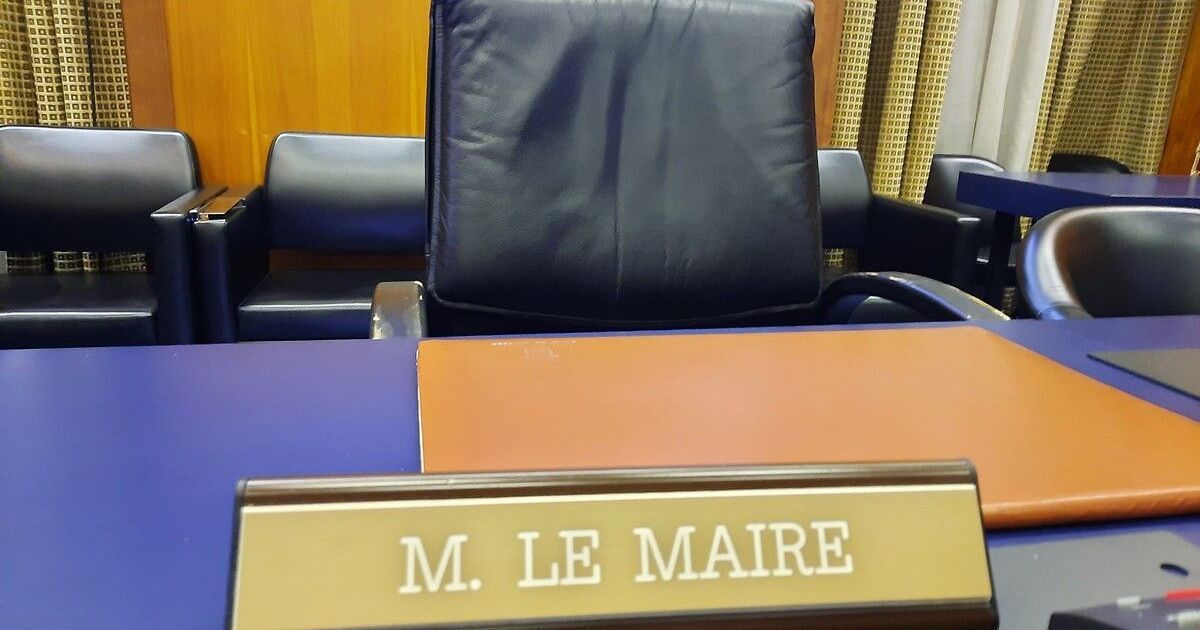 Indemnités municipales : les choix des maires d'Avignon, Orange et Carpentras