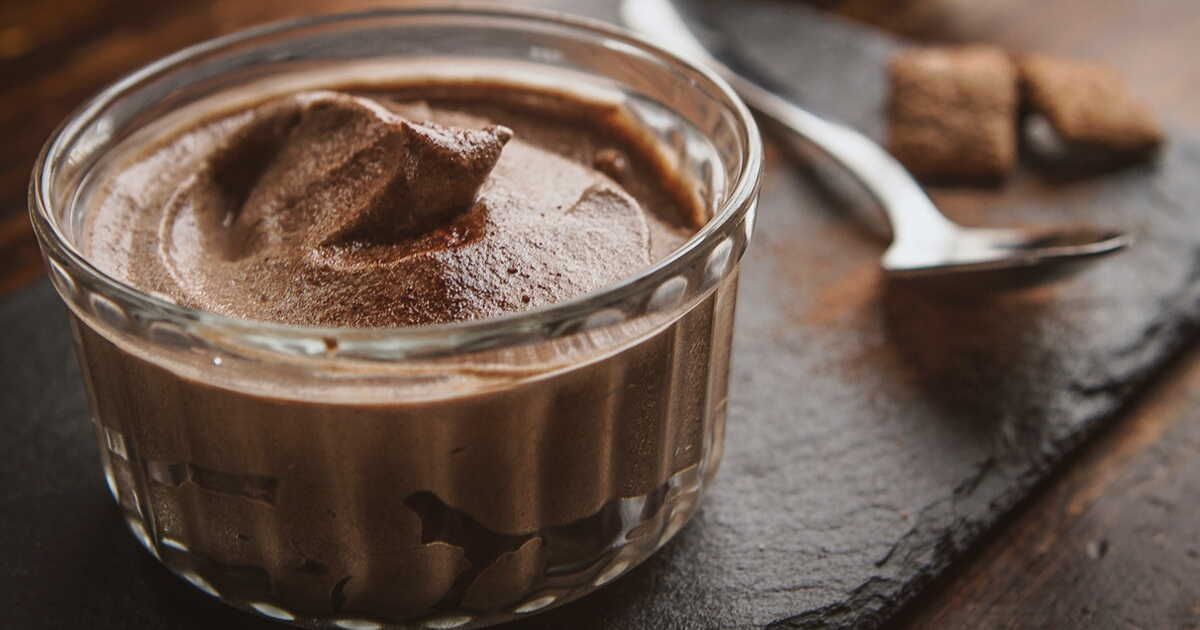La mousse au chocolat à l’eau : un délice en deux ingrédients