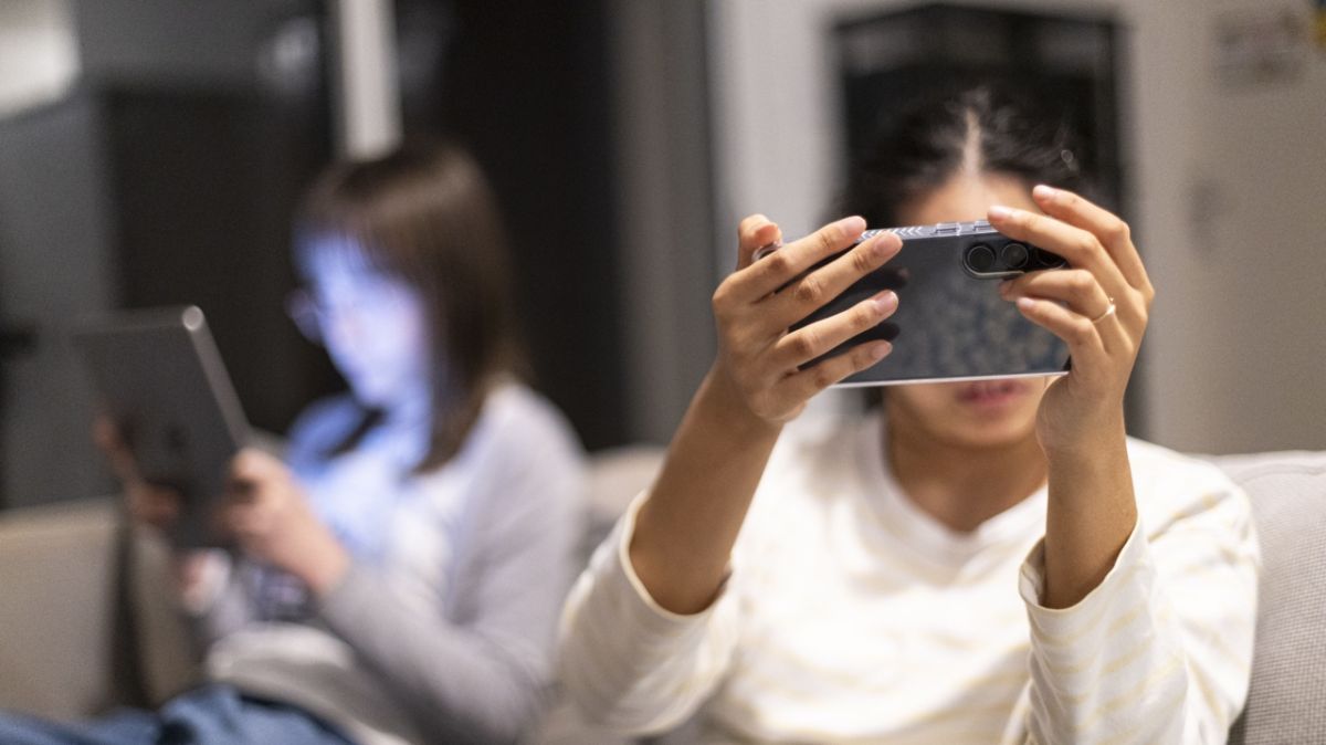 Les dirigeants européens s'unissent pour interdire les réseaux sociaux aux moins de 15 ans