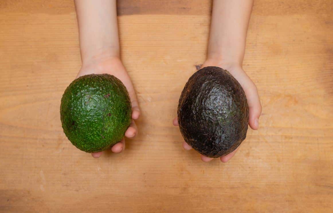 7 astuces infaillibles pour faire mûrir un avocat en un temps record