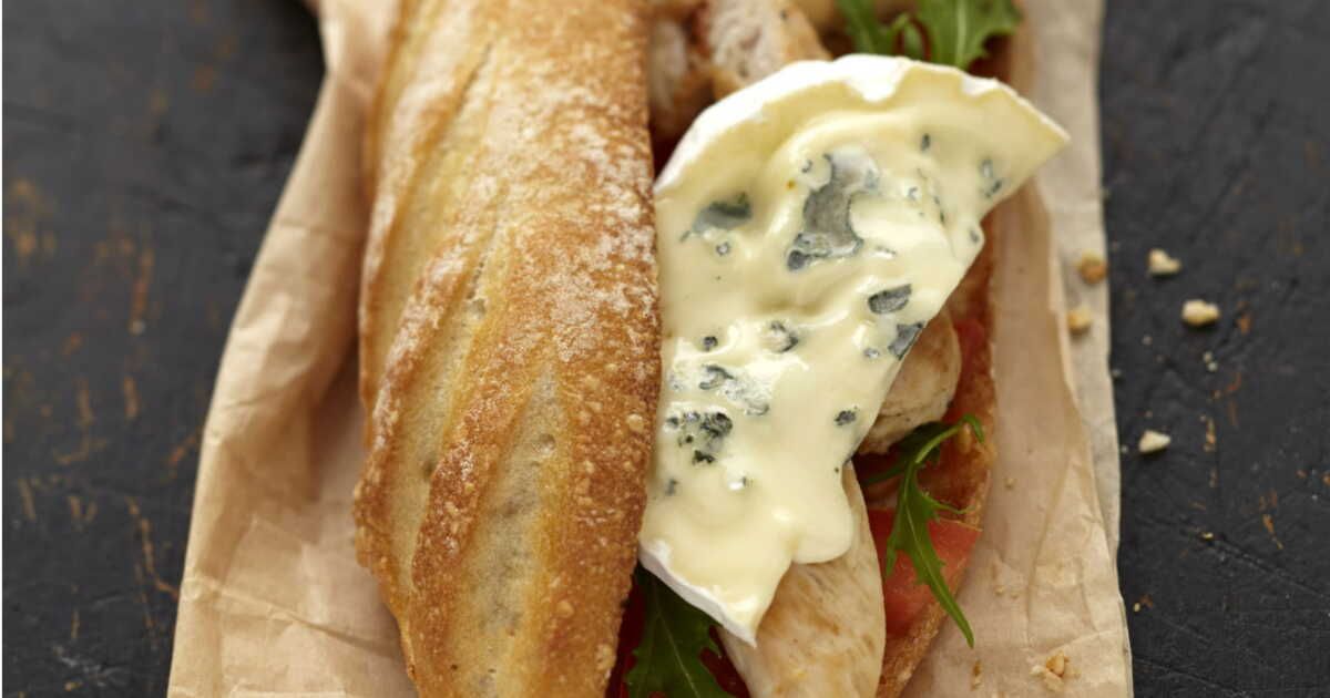 Le sandwich au poulet grillé et bleu : une explosion de saveurs