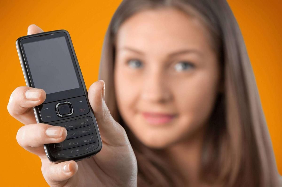 Le retour des dumb phones : un choix délibéré face à la surconnexion